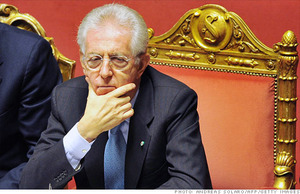 Dar a Monti un casco urgentemente