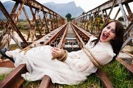 ¿Cómo detener el tren de la miseria española?