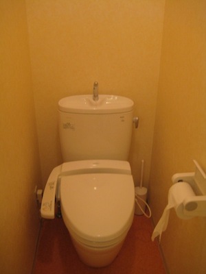 Consejo #20: Ahorra agua con post-its y un par de trucos más