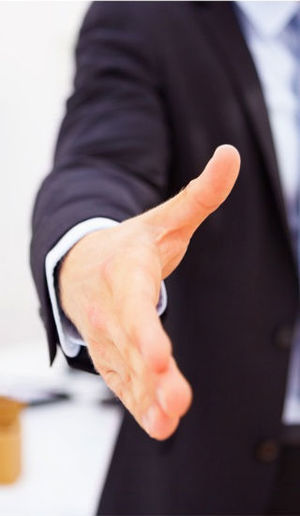 Lo siento amigo, si quieres que me involucre en tus proyectos vas a tener que pagarme