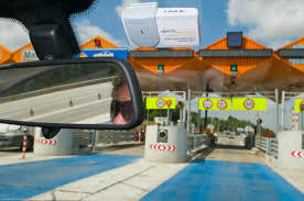 ¿Merece la pena contratar una tarjeta Via T?