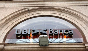 Ubi Banca podría comprar tres bancos rescatados por 1 euro