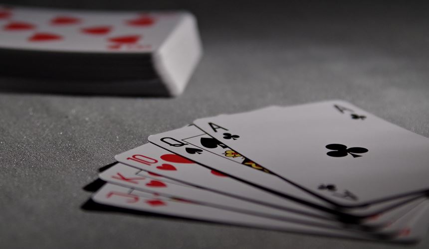 liquidez internacional poker