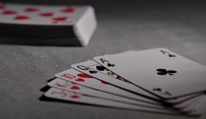 España abre la puerta a la liquidez internacional en el póquer