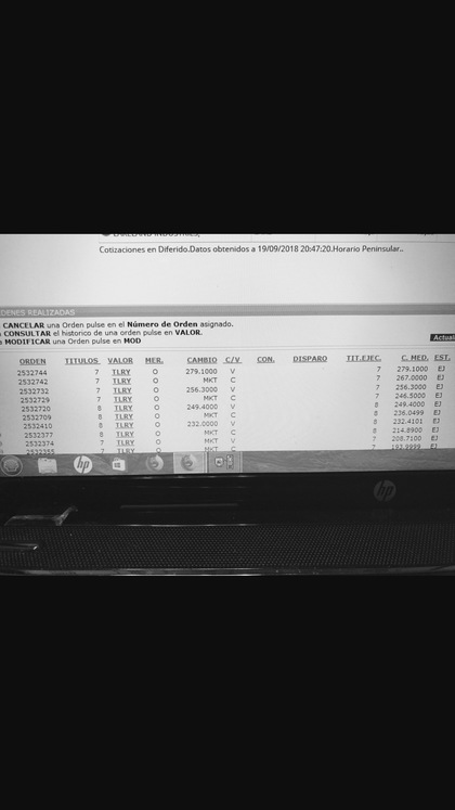 Burbuja de libro: TLRY