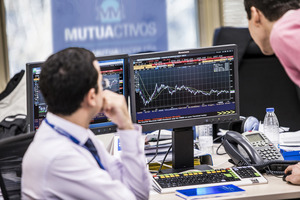 Mutuactivos refuerza el peso de la bolsa en sus carteras Mutuactivos refuerza el peso de la bolsa en sus carteras