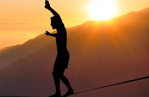 Beyond the hype: stablecoins and their challenges.