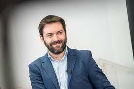 ¿Qué ha estudiado Juan Ramón Rallo para ser uno de los economistas más conocidos?