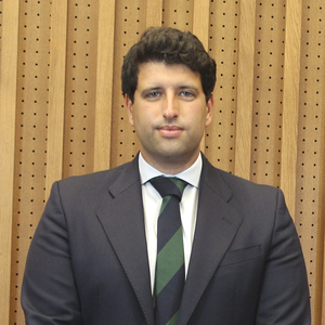 La fortaleza macro en USA contrasta con temores en Europa, atención a PMIs y compras navideñas