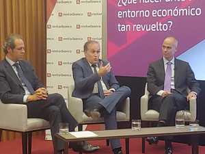¿Qué hacer en un entorno económico tan revuelto? Resumimos la respuesta de nuestra Mesa de Expertos