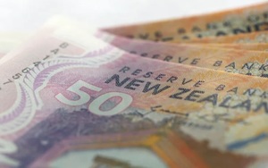 Precaución antes de la publicación de la inflación de EE. UU., RBNZ puede terminar con alzas