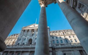 Un Banco de Inglaterra sorprendentemente moderado, pero aún es posible otra subida de tipos