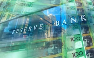 El dólar australiano cae mientras el RBA mantiene los tipos de interés en espera por cuarto mes