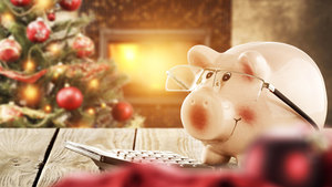 ¿Invertir tu paga doble en depósitos o cuentas de ahorro?