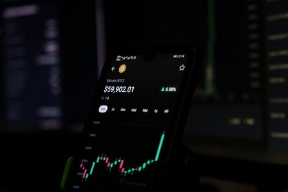 ¿Cómo se pueden evitar las comisiones por transferencias internacionales?