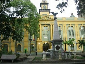 ¿Qué carreras hay en la Universidad de Antioquia?