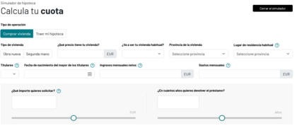 Simulador de hipoteca de Kutxabank con campos para calcular la cuota: tipo de operación, tipo de vivienda, precio, vivienda habitual, provincia, residencia, titulares, fecha de nacimiento, ingresos y gastos mensuales, importe a solicitar y plazo de devolución.