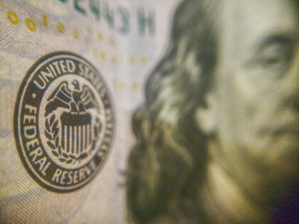 Compra con el rumor, vende con la noticia