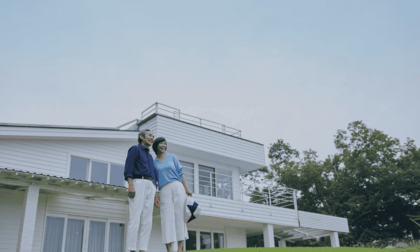 pareja comprando casa para desgravar