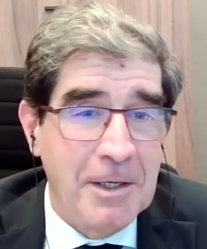 #108: Cómo sobrevivimos a las crisis y qué aprendimos para invertir mejor con Manu Martín (Kutxabank)