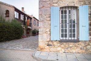 Cómo tasar una casa de pueblo: claves para calcular su valor