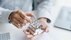 Previsión del precio de la plata: Escenarios, factores clave y cómo invertir