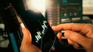 Cómo colocar órdenes Stop Loss, Take Profit y Trailing Stop en CFDs con IUX