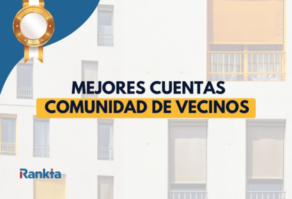 Imagen destacada sobre cuenta comunidad de propietarios con fachada de edificio residencial, titular “Mejores cuentas comunidad de vecinos” y logo de Rankia, representando opciones bancarias para gestionar los gastos de una comunidad.
