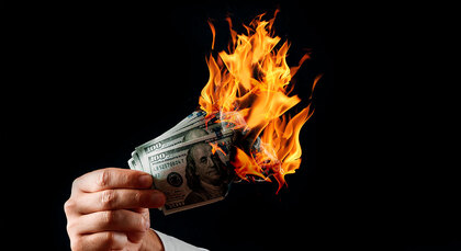 El dólar se está muriendo y Occidente lleva tres años mirando hacia otro lado