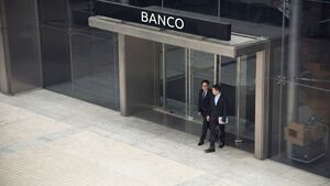 ¿Qué banco tiene la mejor tasa de interés para préstamos personales?