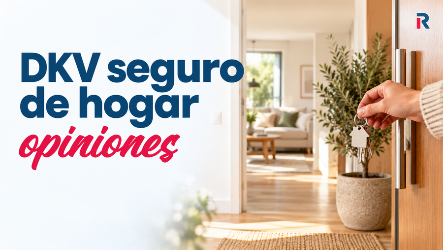 Una persona sostiene las llaves ante la puerta de una vivienda, junto al titular «DKV seguro de hogar opiniones».