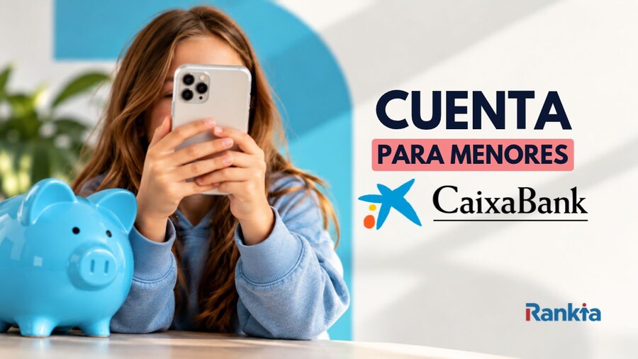 Adolescente usando el móvil junto a una hucha azul en forma de cerdito, con el texto “Cuenta para menores” y el logo de CaixaBank.
